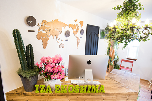 IZA Enoshima Guesthouse-Reception