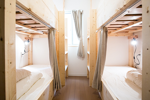 IZA江ノ島ゲストハウス＆バー<個室4人部屋